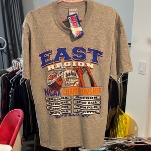 Vintage 2000 NCAA Final Four East Region Championship t-shirt by GEAR.